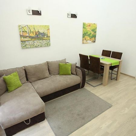 Superior Loft At Basilica Apartment Budapest Luaran gambar