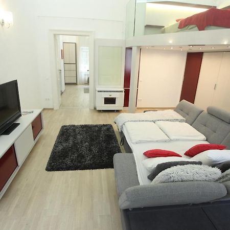 Superior Loft At Basilica Apartment Budapest Luaran gambar